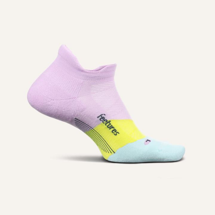 Feetures Elite Max Cushion No-Show Tab Socks