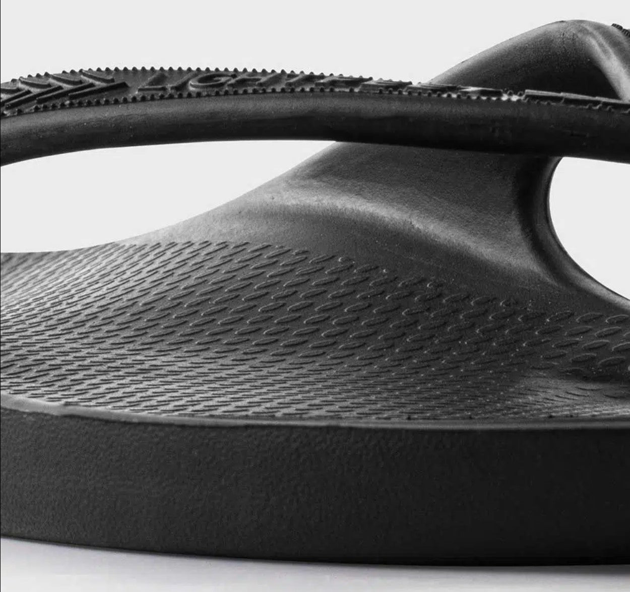 Lightfeet ReVIVE Arch Support Thong